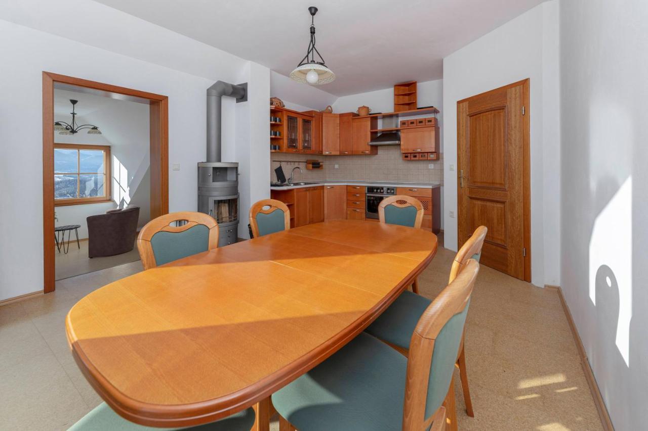 Guest House Struc Slovenj Gradec Extérieur photo