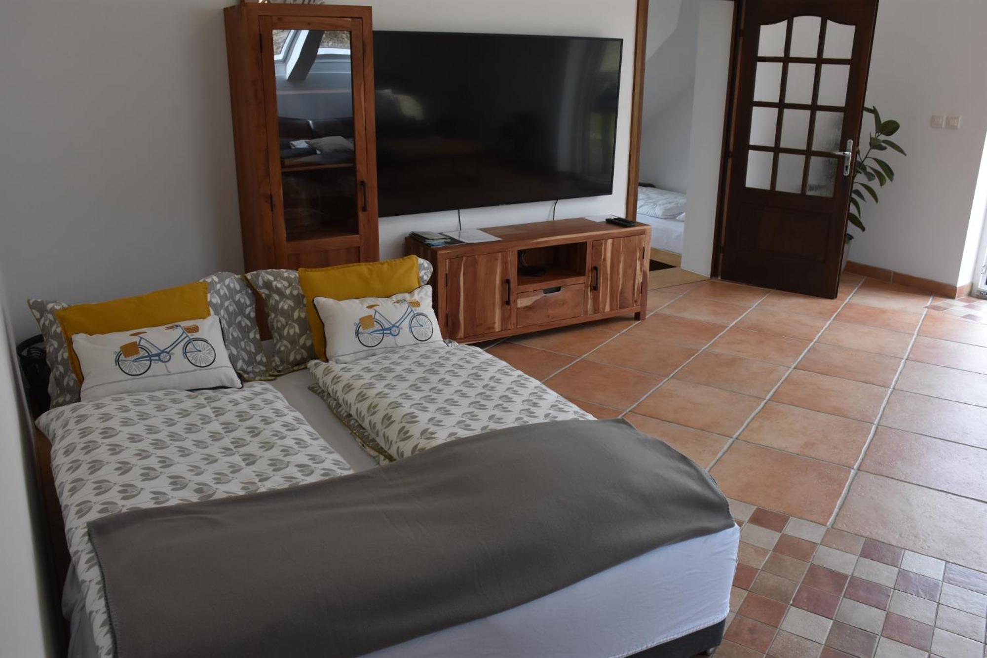Guest House Struc Slovenj Gradec Extérieur photo